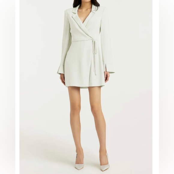 Cinq à Sept Revolve Barette Crystal-Trim Blazer Dress Size 2 NWT - Picture 2 of 11